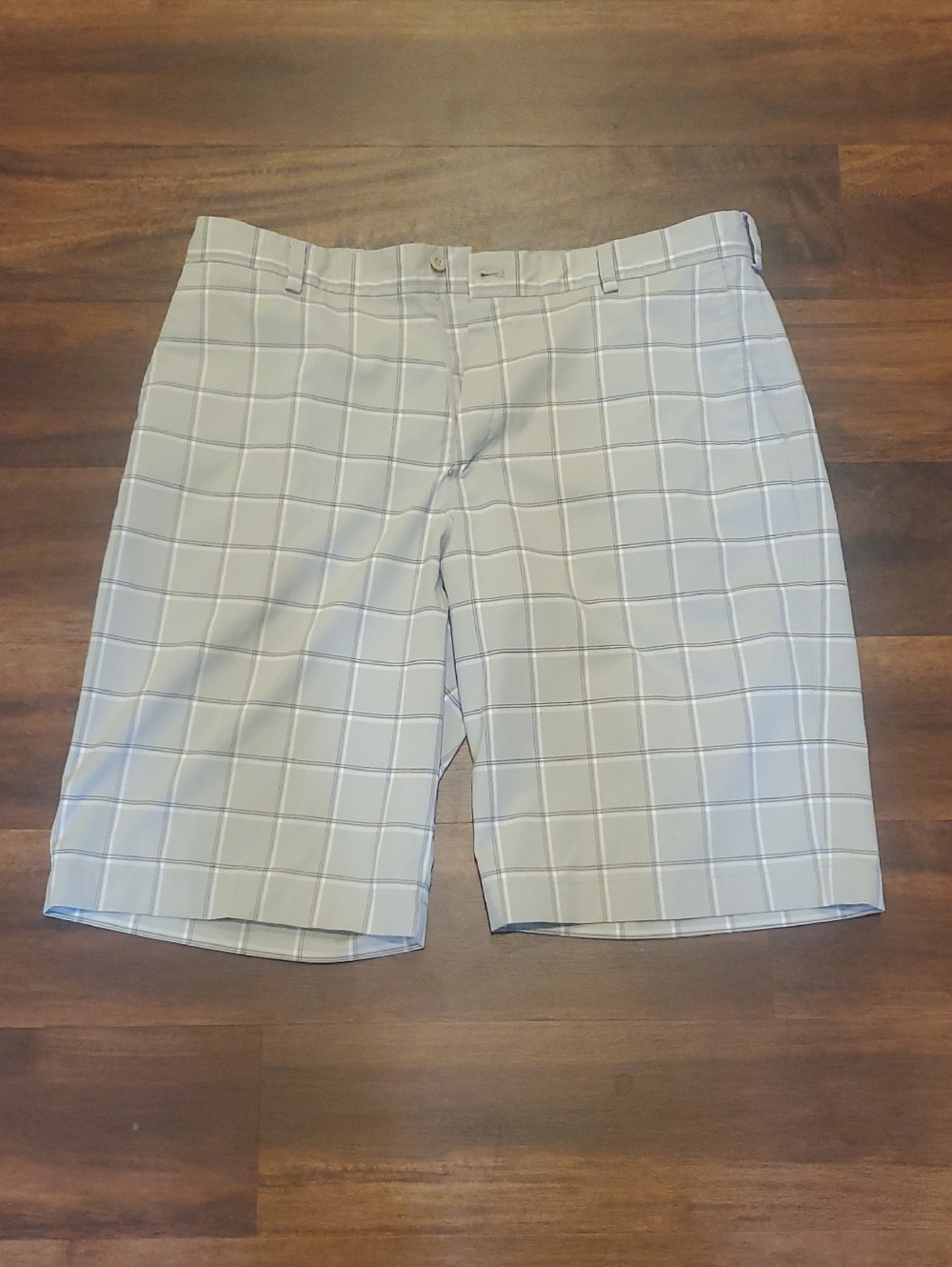 Nike Light Gray Windowpane Golf Shorts